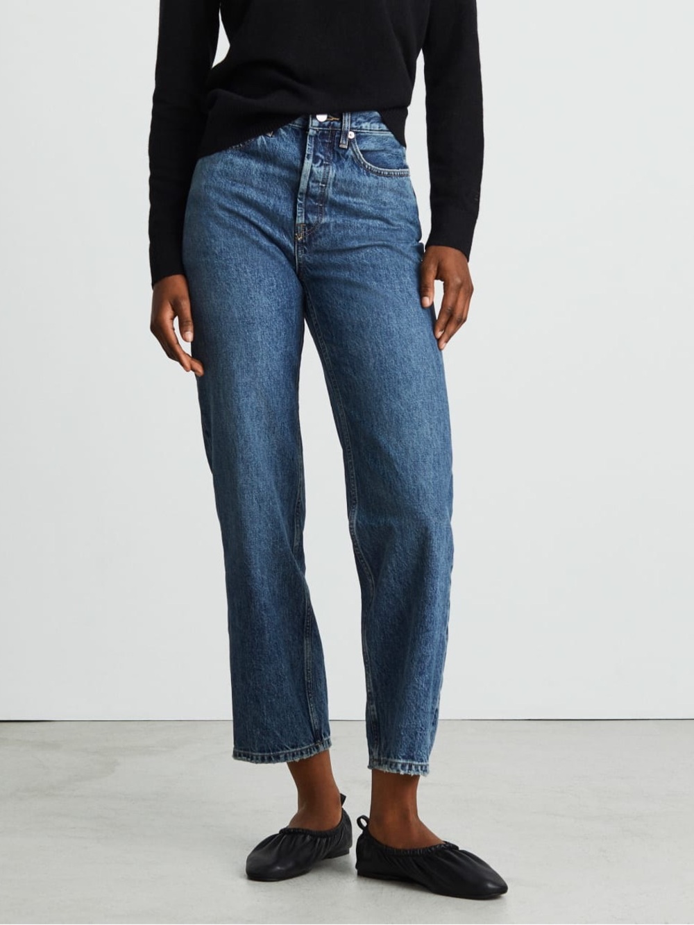 Everlane (from 2021) Rigid 90’s Way High Jean - Size 26 in Worn-in Blue Wash